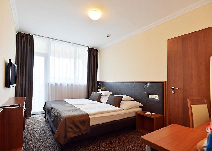 HOTEL EGER PARK EGER 4 Magyarorsz g HUF 50145 rt l